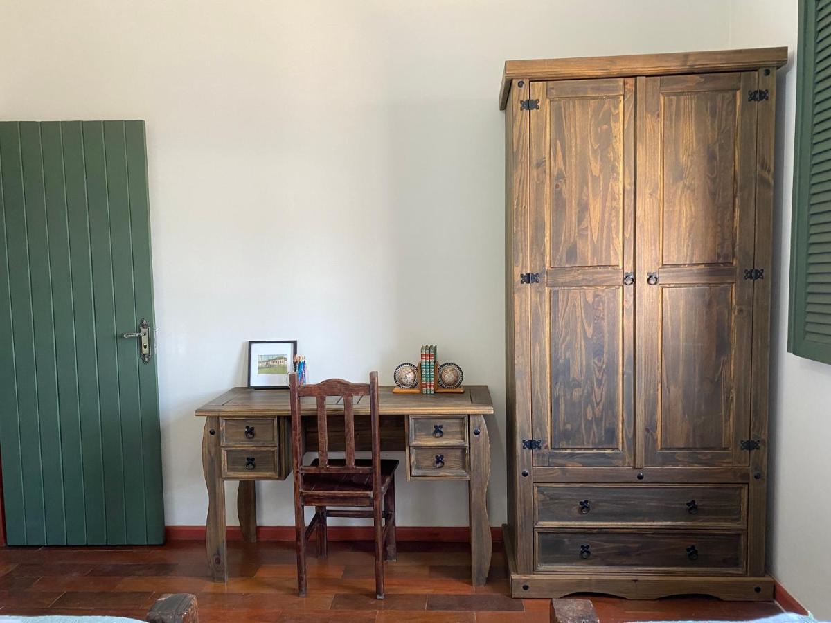 Casa No Centro Historico De Catas Altas Villa Buitenkant foto